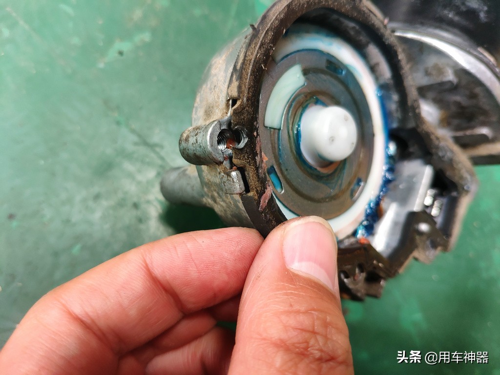 雨刷电机怎么保养,雨刮电机维护视频