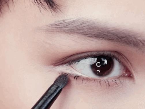 lisa的日系妆容,淡颜系妆容lisa