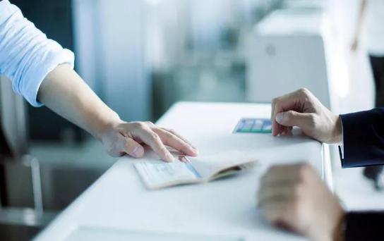 疫情期间返校毕业,如何获得香港workingvisa和iang签证