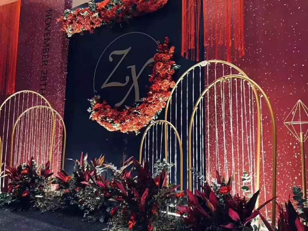 主持人主持婚礼全过程,婚礼主持人怎么样的比较好