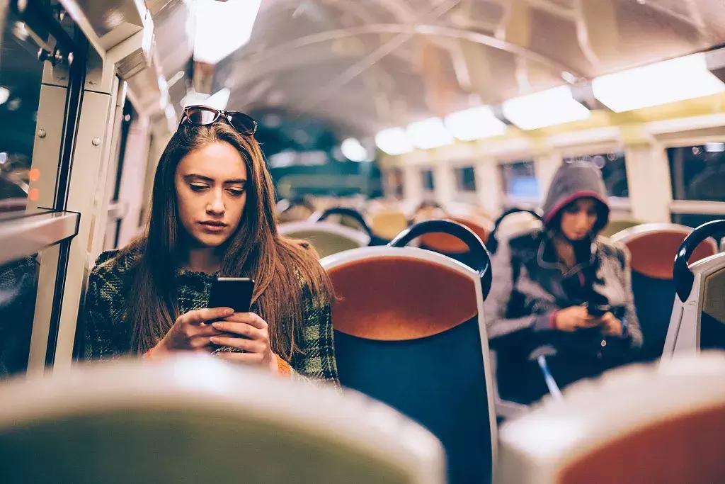 这部短片看哭朋友圈：“如果你一直单身，你妈能愿意吗