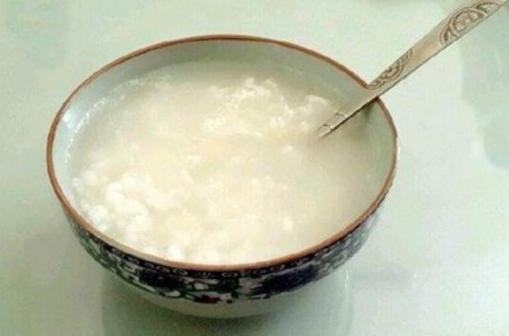 比熊拉稀怎么办,比熊幼犬拉稀带血丝