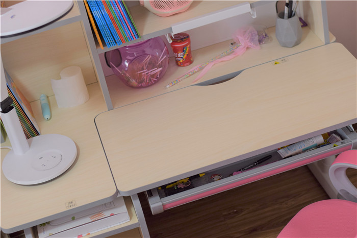 爱果乐学习桌椅调整方法视频,爱果乐儿童学习桌椅怎么搭配