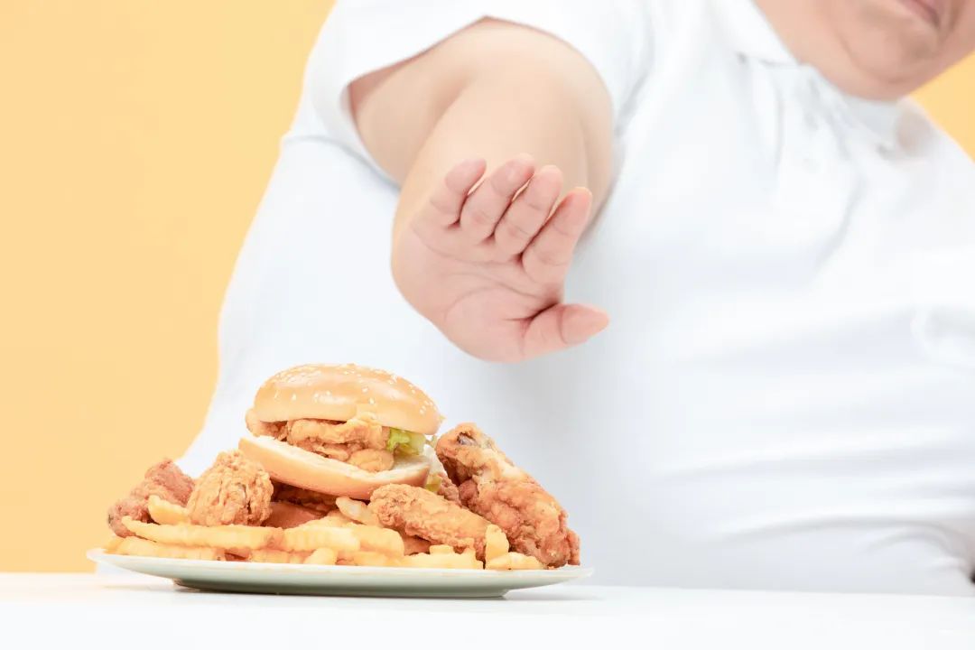 一招辨别你是不是真胖,虚胖是什么原因造成的怎样治虚胖