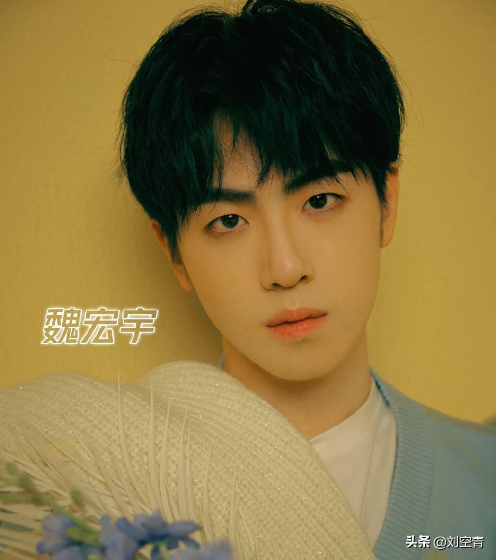 选秀练习生劈腿,曝光渣男劈腿