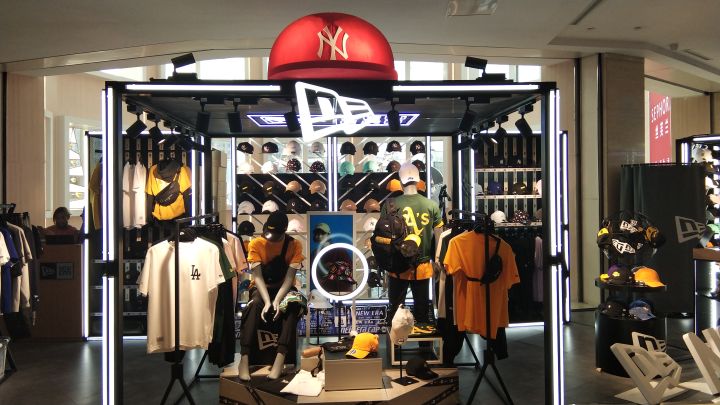 杭州湖滨银泰帽子天地