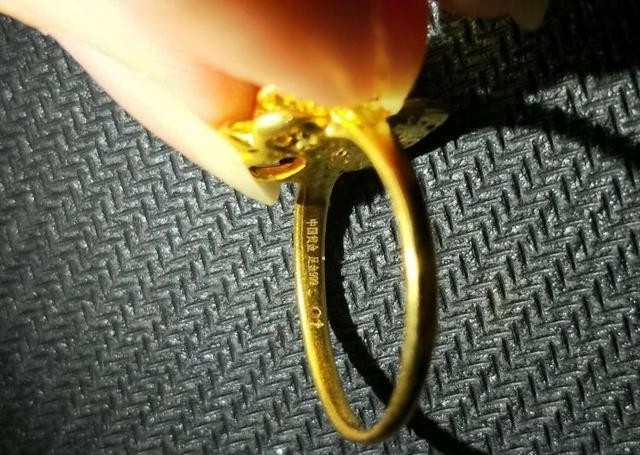 用一根针辨别黄金真假,北平黄金怎么辨别真假