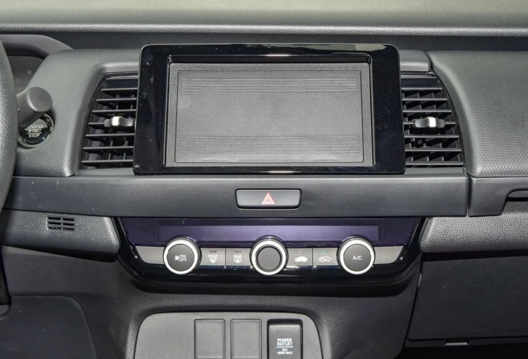 本田飞度配置低到什么程度,一辆车能简配到什么程度