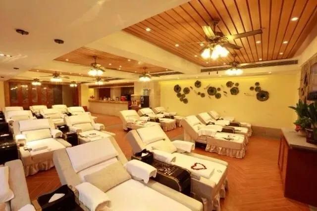 热水温泉度假村内泡温泉,中古温泉高海拔泡温泉