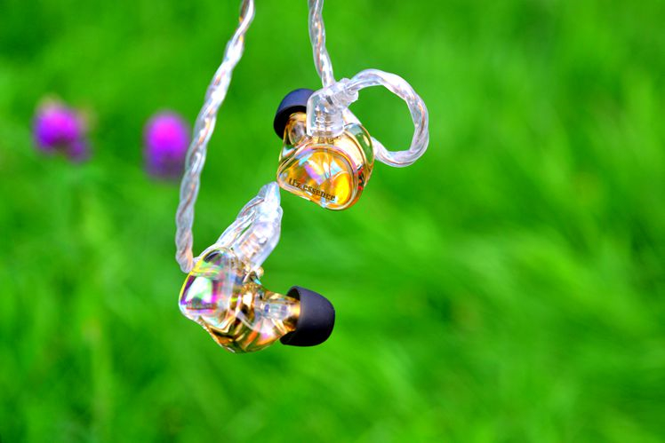 锦瑟香也tfzessence入耳式测评,锦瑟香也tfzlive3pro耳机测评