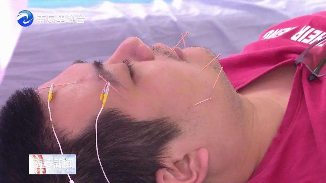 南安人注意了，有人因贪凉得面瘫