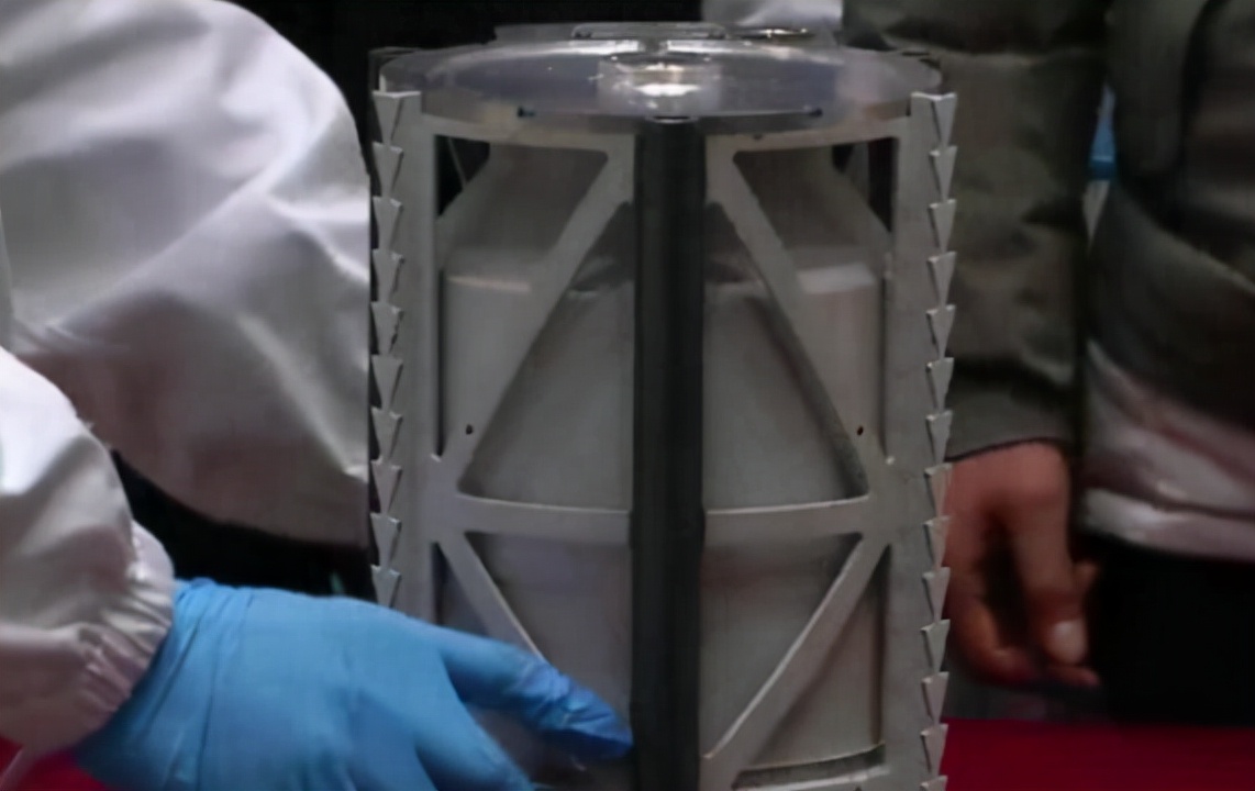 嫦娥五号探月样本会给美国吗,嫦娥五号带回的月壤首次公开亮相