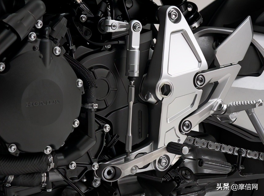 2018款本田cb1000r看点集合,本田大黄蜂cb1000r2012年款