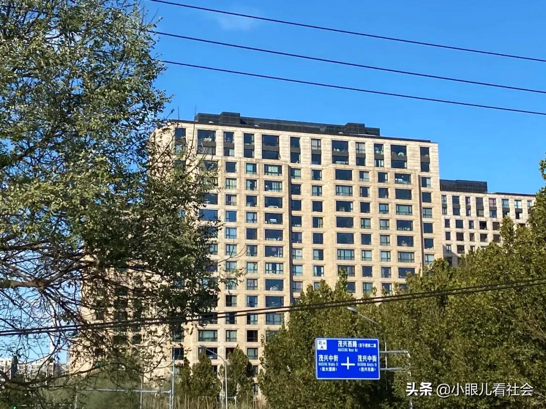 好莱坞房价多少钱一平方,好莱坞富人区房子多少钱一平