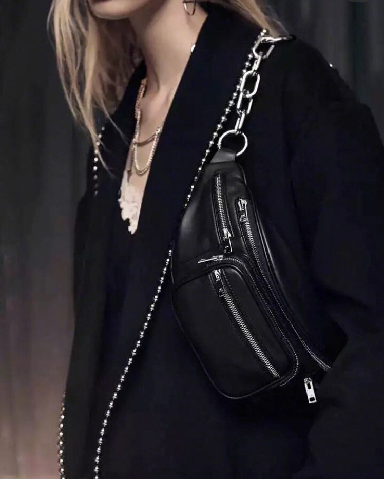 它是近半年最值得剁手的新包！C4N带来第一眼就爱上的包包