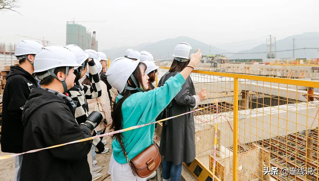 我们去“搬砖”了！_集团动态_新闻资讯_理想连线