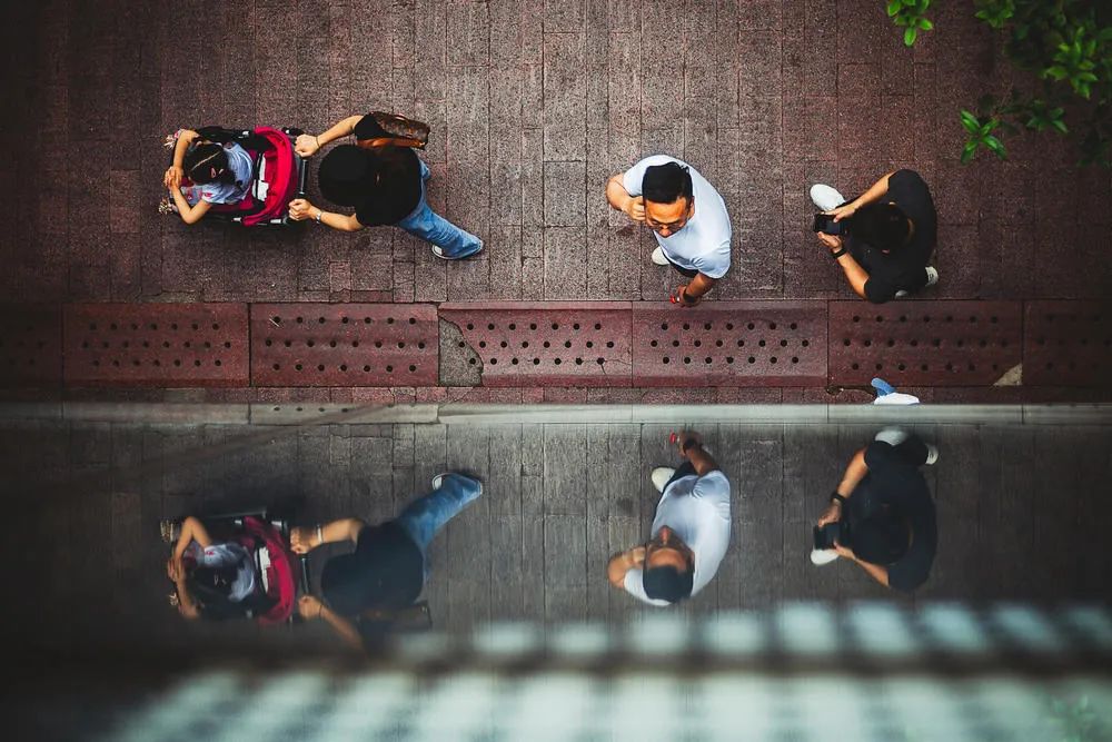 摄影点评（主体人物好不好，很有决定性）