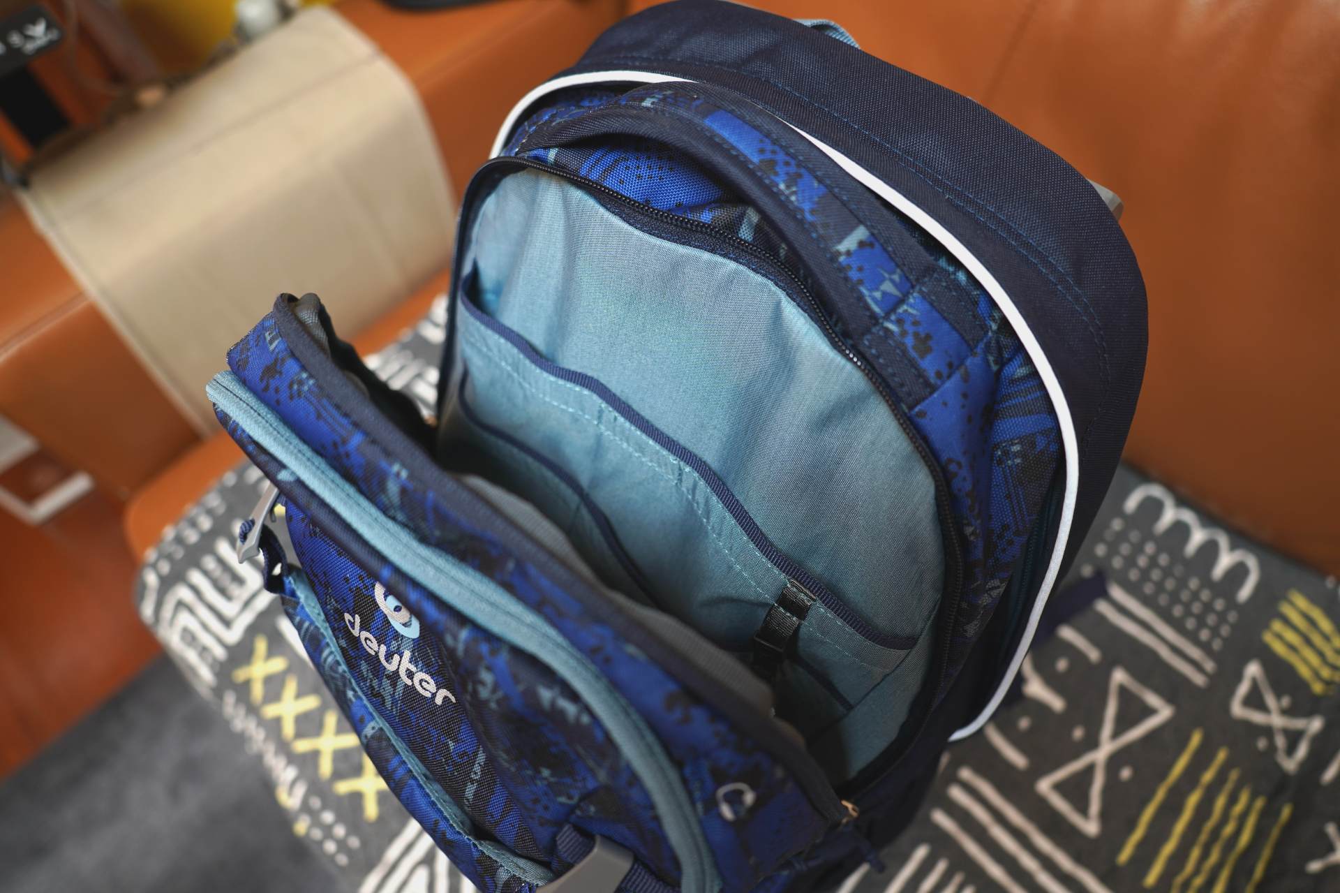 送给熊孩子的新年礼物，多特Deuter护脊儿童书包