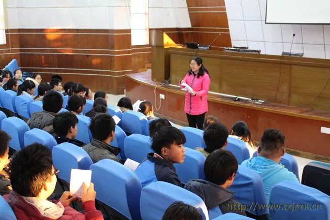 今年金沙中学最低录取分数,金沙县第一中学招生分数