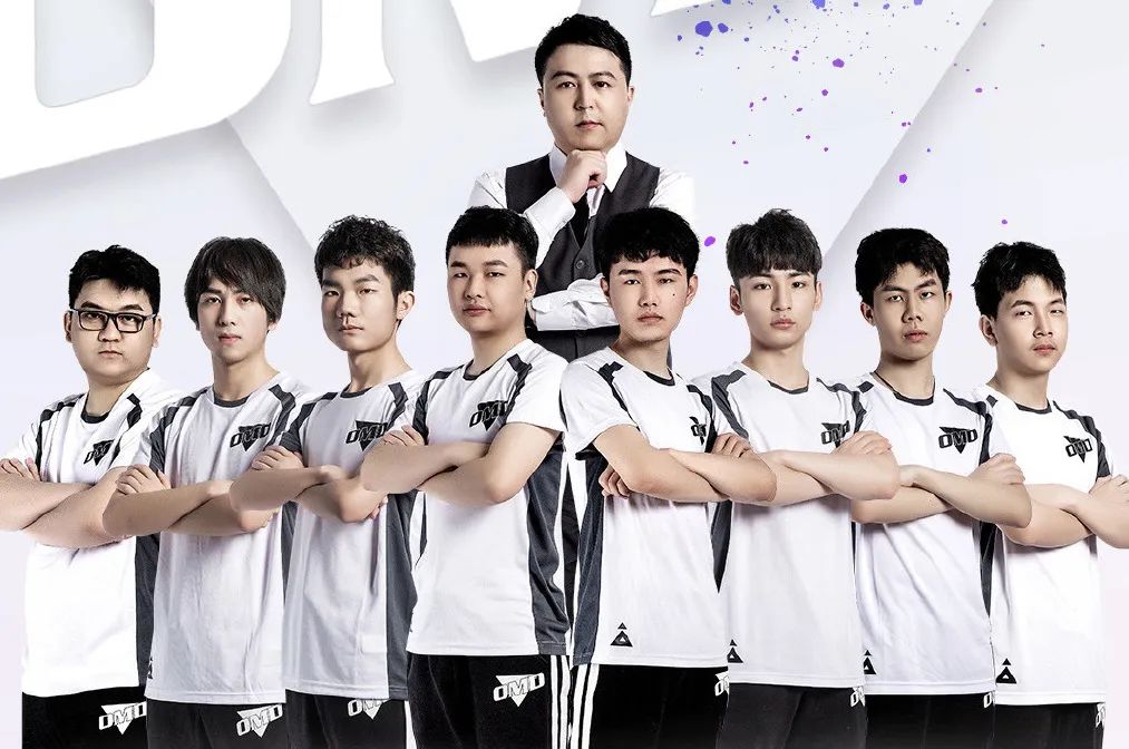 他们20岁年入千万,成为时代偶像,代价却无比残酷