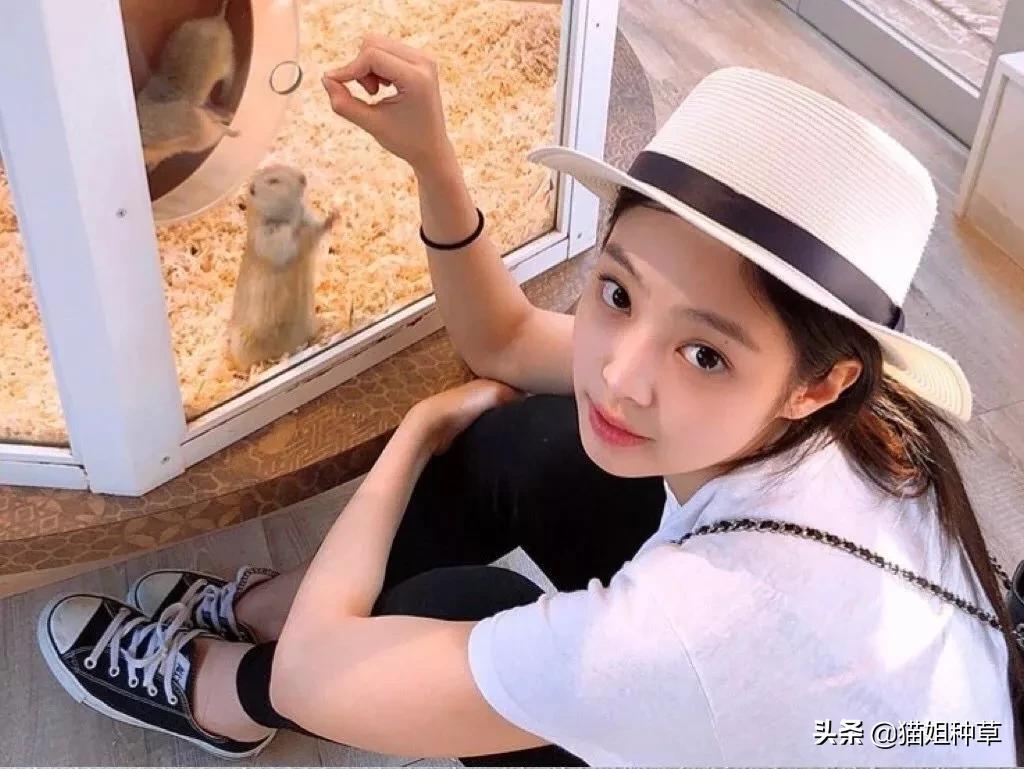 玛丽珍鞋适合什么风格的人穿,玛丽珍鞋真的那么丑吗