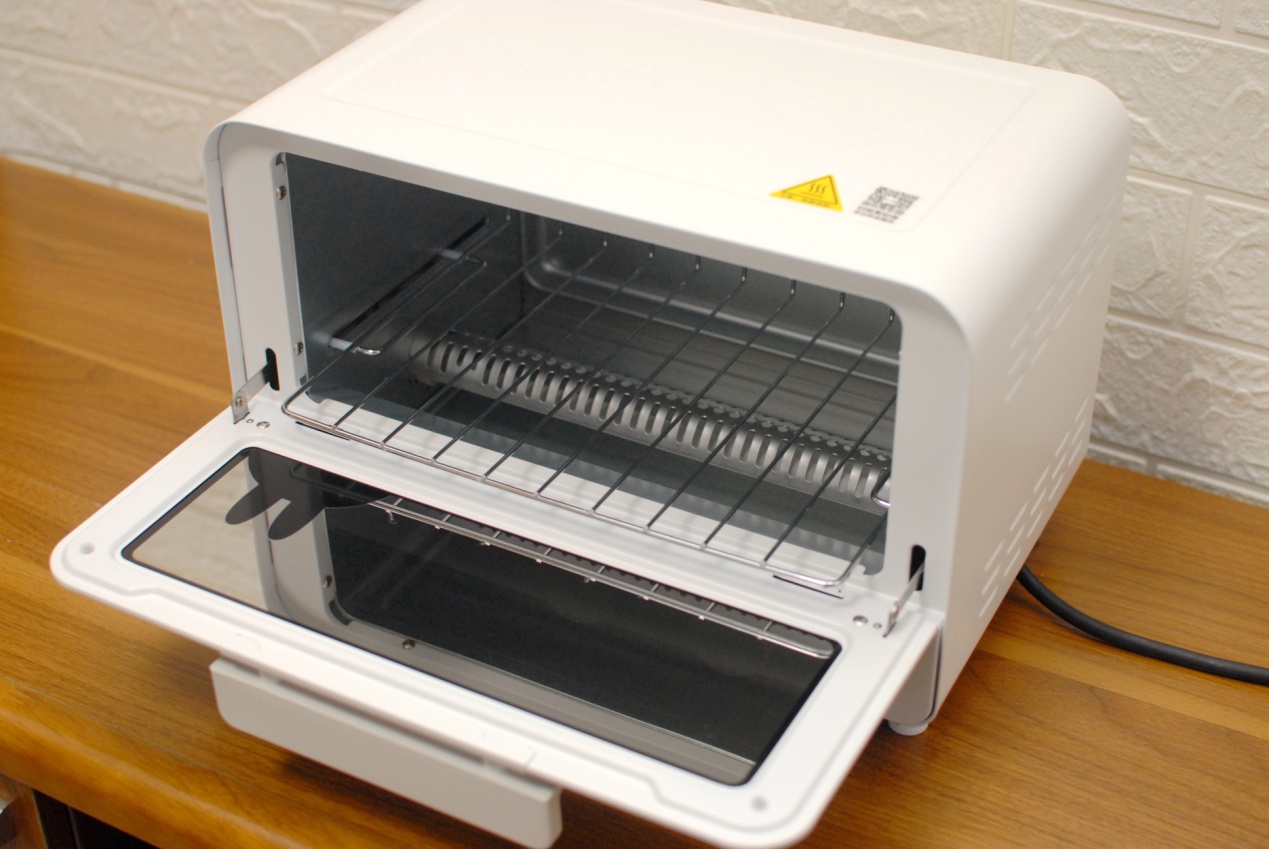 和可妮兔一起做烘焙，让生活多点小可爱：九阳LINEFRIENDS小烤箱