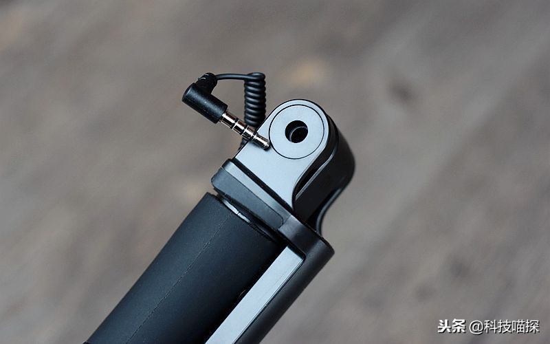 秀出您的神奇自拍杆,小米自拍杆一代使用方法