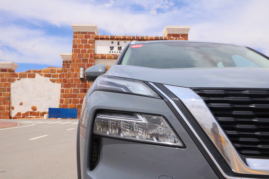 奇骏超智能2.0版,新款奇骏超混智能驾驶