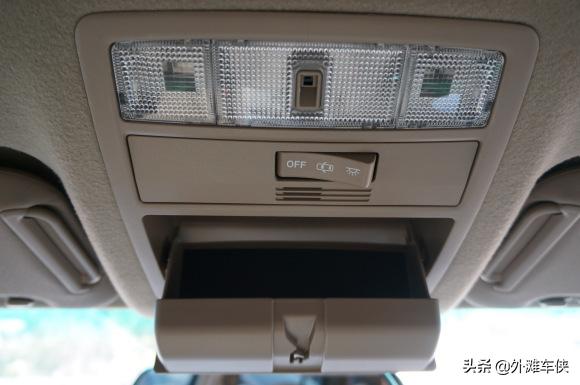 19款丰田汉兰达2.0t四驱尊贵7座,试驾2010款丰田汉兰达