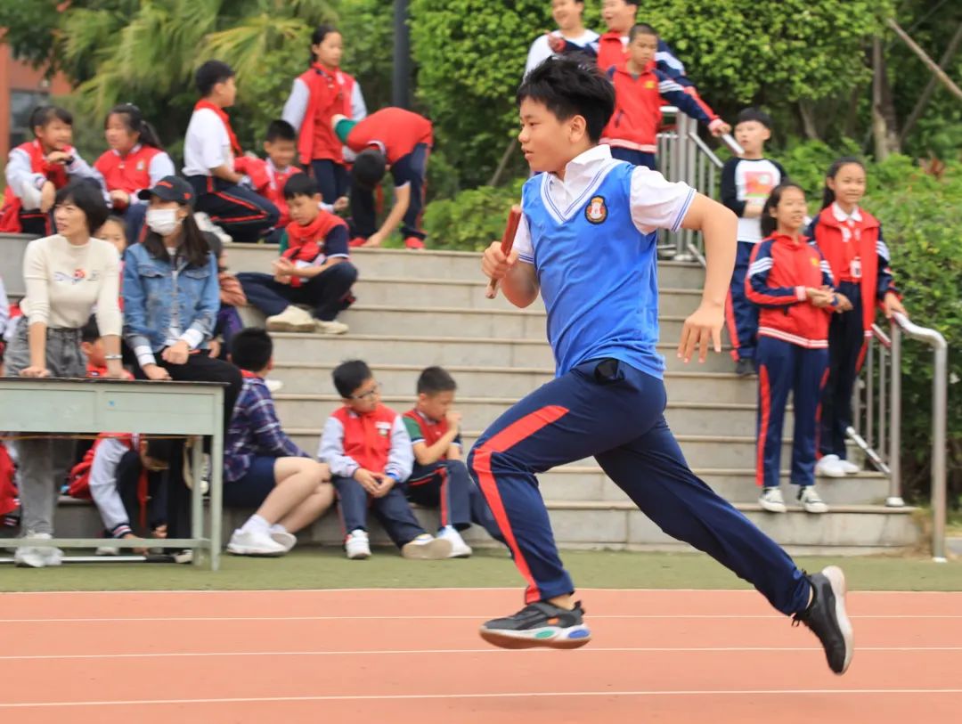 精彩难忘，未来可期，向着阳光奔跑吧！福清文光学校小学部第七届田径运动会闭幕式