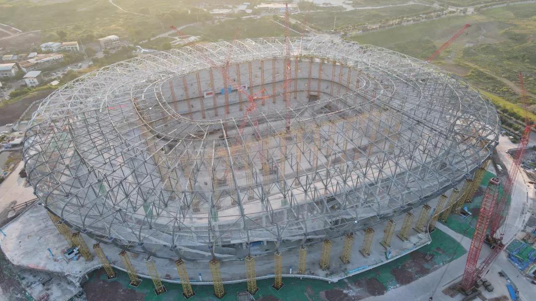 重庆龙兴镇中建八局,重庆龙兴足球场建设单位