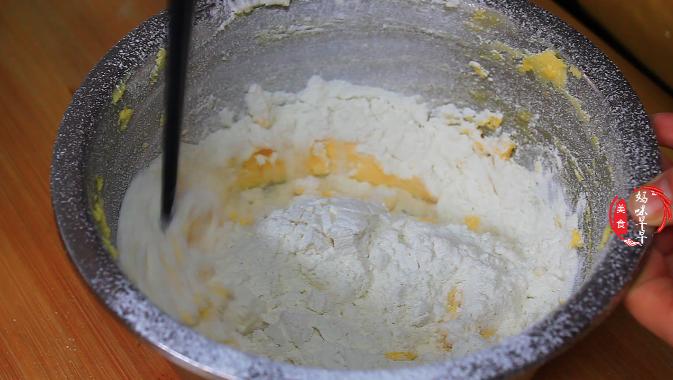 一碗面粉一个鸡蛋做出桃酥,一碗面粉一碗花生做桃酥