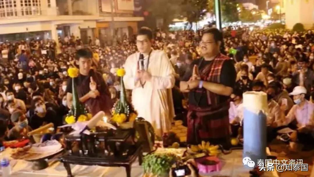 泰国*威示**者为了“毁灭独裁”，竟开始用上巫术了……