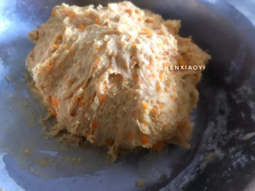 南瓜发糕可以用电饭煲做吗,电饭煲南瓜红豆面包做法视频