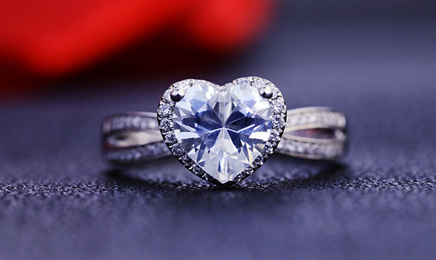 30分钻戒2000买,30分钻戒大概多少钱