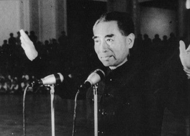 64年周总理访问突尼斯，突尼斯总统的发言，让全场氛围降至冰点