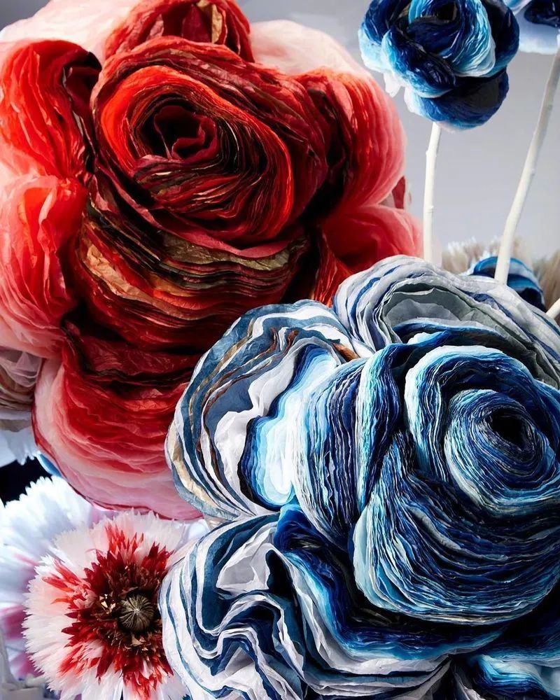 用纸巾做的花又简单又好看,用纸巾做的花很漂亮又简单