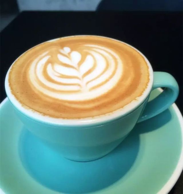 啊啊啊！喝咖啡时，我竟不小心“喝”了一幅名画？！