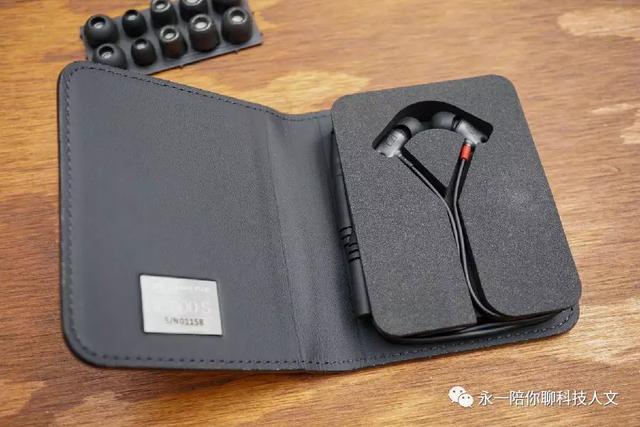 无线蓝牙耳机对比airpods,airpods比普通的无线耳机好在哪