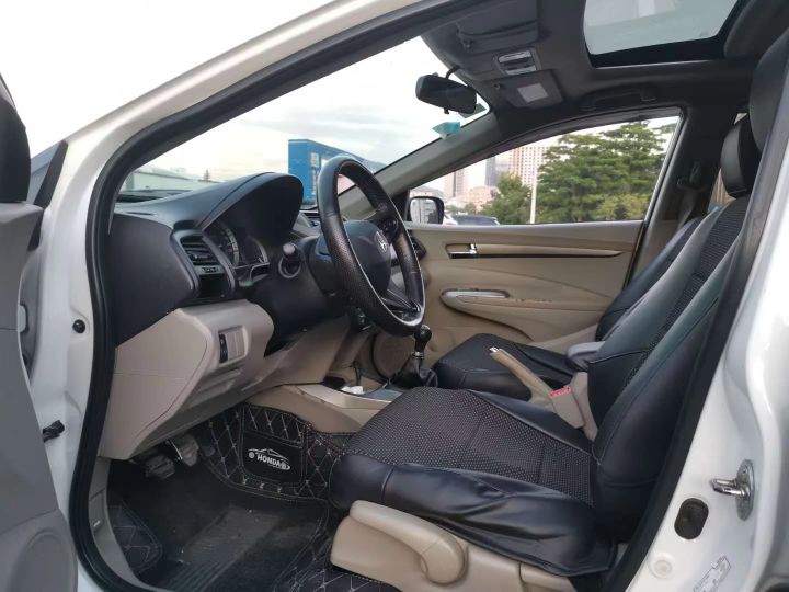 2014年本田锋范怎么验车,14年的车行驶证验车记录