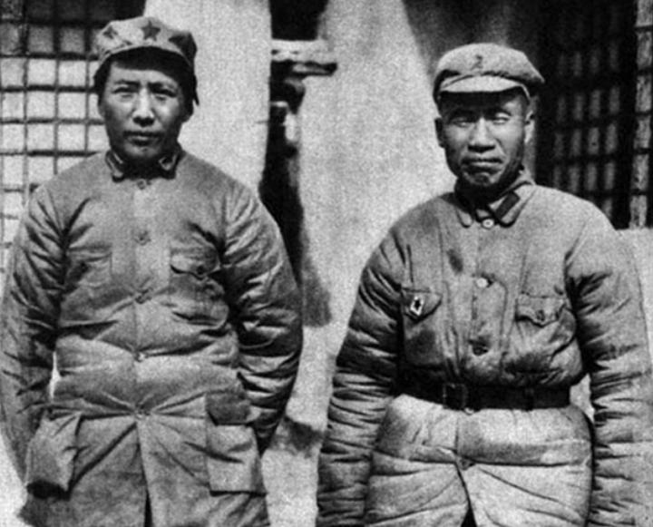 十大元帅中，朱老总没有一线大兵团作战经验，凭什么能排在第一位