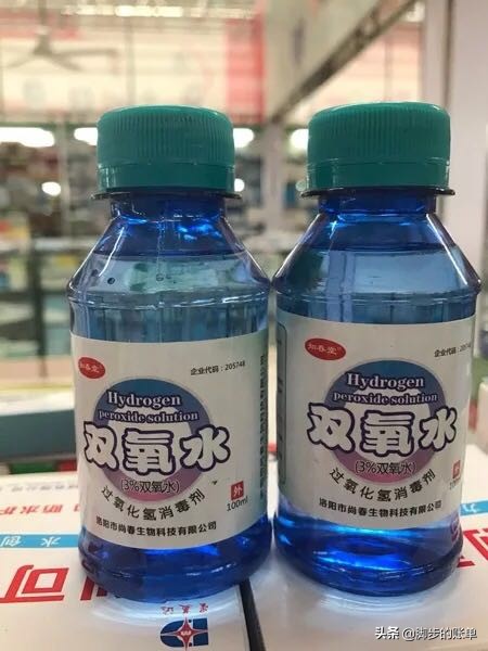 白衬衣如何洗白,白衬衣怎么洗白小妙招