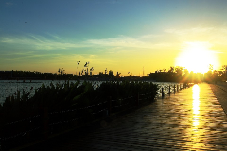 原创诗词临江仙咏繁荣的珠三角,原创诗词临江仙咏冷空气南下
