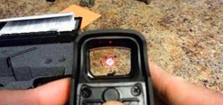 绝地求生全息准镜更新,绝地求生全息镜选择