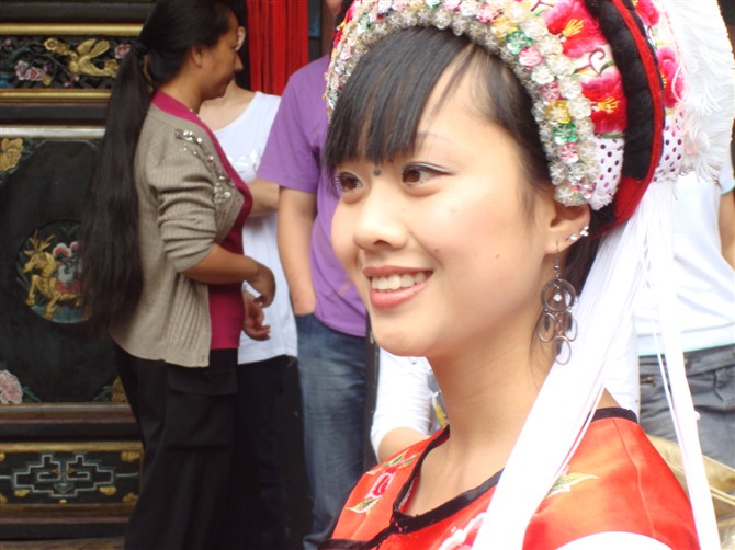 大理体验三道茶 (大理古城品尝三道茶)