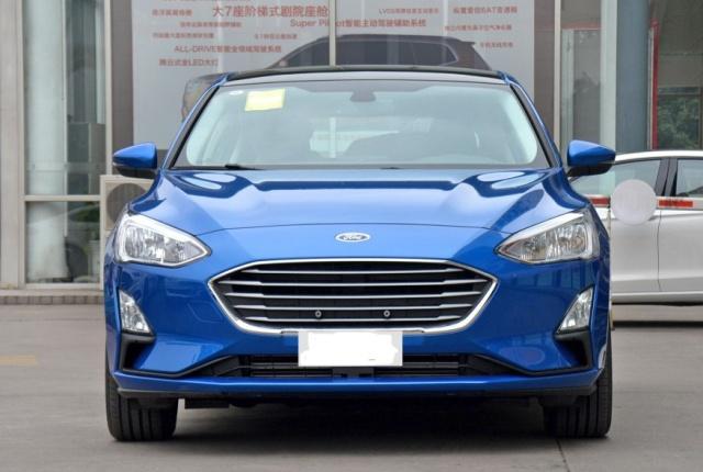 福特福克斯两厢用车感受,2017年福特福克斯旗舰版用车体验