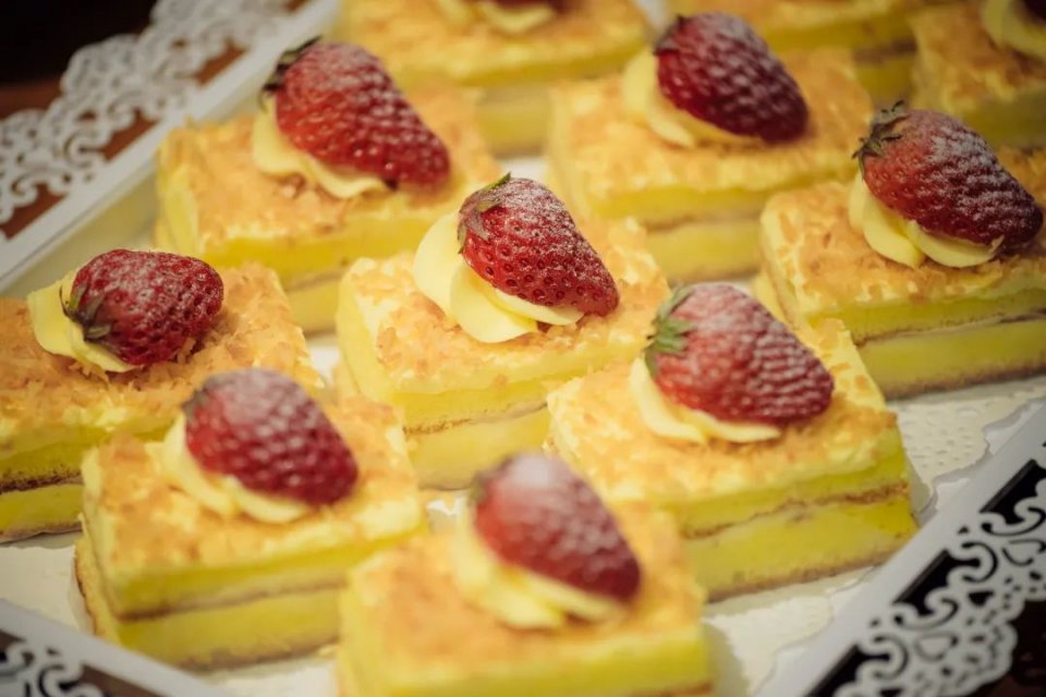 轰趴馆里的小型ktv多少钱,酒店式公寓轰趴棋牌馆