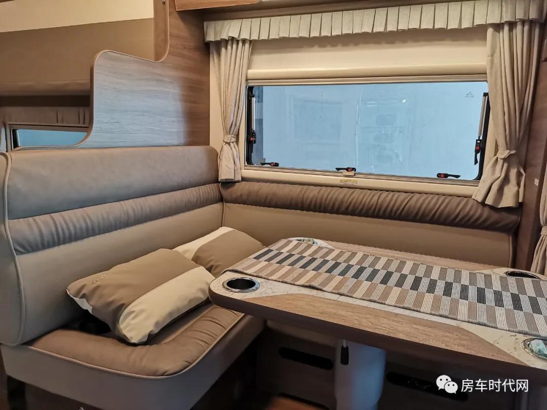 中额头内有大乾坤!洗衣机外置金冠格林卡诺E款