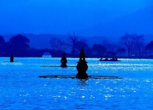 七绝西湖十景诗,七律原创诗词写景