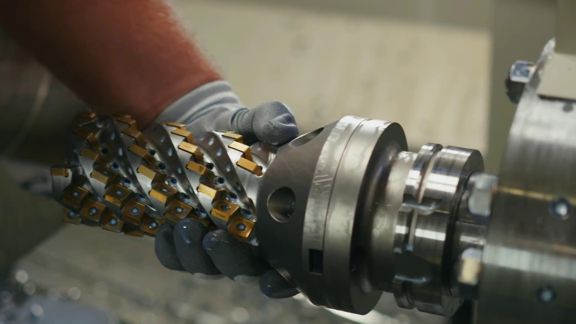 国内数控技术与国外差距,数控加工技术国内外对比